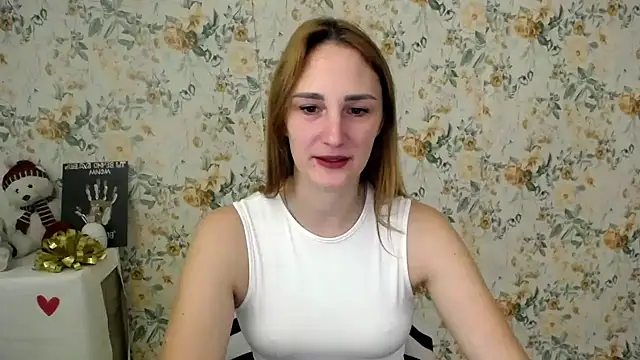 Milana Cutie  online show from October 20, 6:05 am