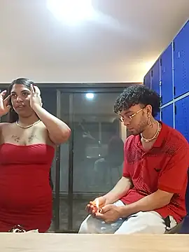 Violet and Paul online show from November 3, 2:15 am