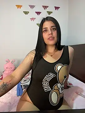 sophy whiite  online show from October 9, 9:52 pm