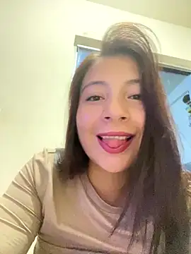 Snapshot of Karlee_Grey1 chatting on October 22, 2:05 am Karlee Grey1 online show from October 22, 2:05 am