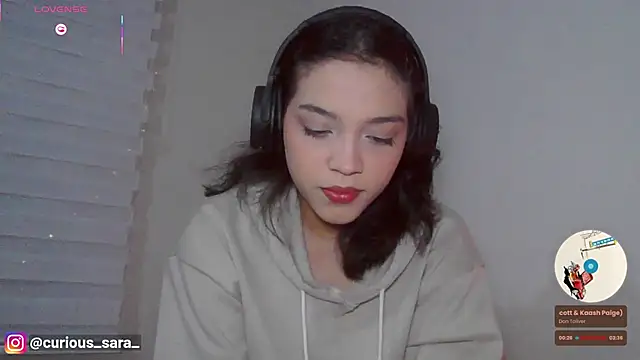  curiouskitten  online show from January 7, 3:10 am