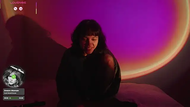 Snapshot of _curiouskitten_ chatting on September 17, 3:04 am curiouskitten online show from September 17, 3:04 am