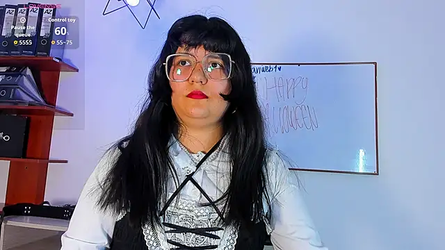 Snapshot of lillit_darkheart_ chatting on October 31, 8:13 pm lillit darkheart online show from October 31, 8:13 pm