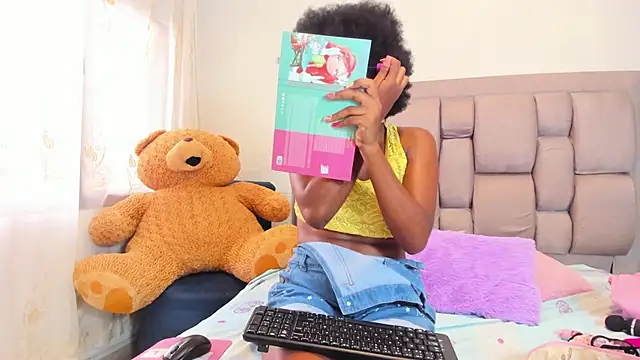 Beauty Luci online show from October 20, 8:01 pm