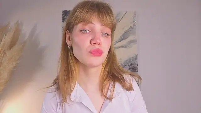 Snapshot of pienaple chatting on October 21, 4:38 am pienaple online show from October 21, 4:38 am