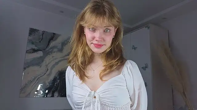 Snapshot of pienaple chatting on September 25, 4:11 am pienaple online show from September 25, 4:11 am