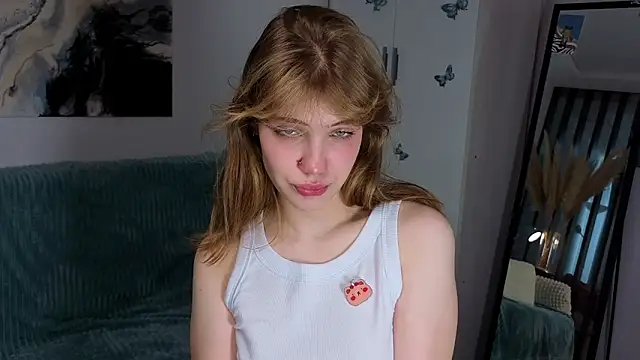 Snapshot of pienaple chatting on September 21, 8:13 am pienaple online show from September 21, 8:13 am