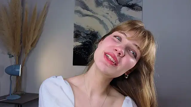 Snapshot of pienaple chatting on October 9, 6:06 am pienaple online show from October 9, 6:06 am