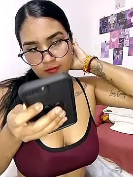 Renata Zoe online show from October 11, 2:38 am