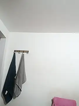 jenpaoo6- online show from October 21, 9:30 pm