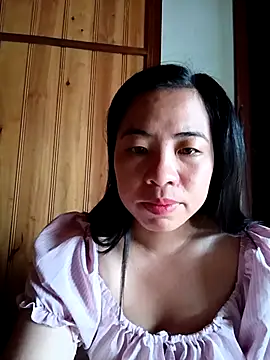 Snapshot of tulipsexy chatting on October 11, 12:37 am tulipsexy online show from October 11, 12:37 am