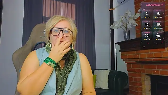 Marta Wils online show from October 21, 2:59 am