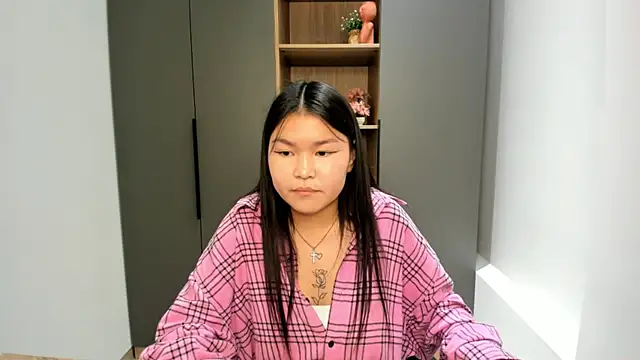 BrunaSand online show from September 18, 9:30 am