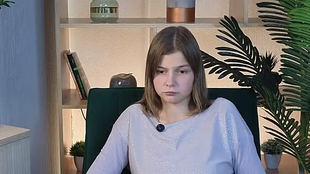 MeridethMondoux online show from September 19, 12:59 pm