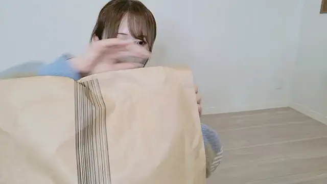 Cocoro o0 online show from February 13, 9:33 am