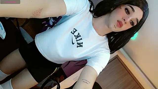 Sophia Stonee online show from October 10, 11:59 am