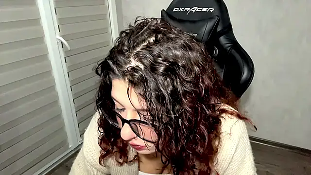 BabyJune18 online show from September 26, 5:32 pm