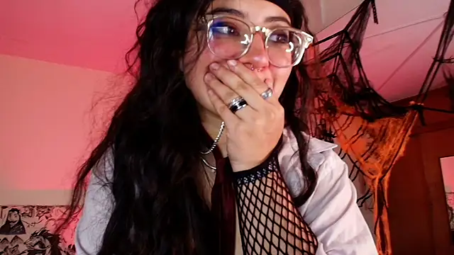 SabrinaV  online show from October 23, 11:49 am