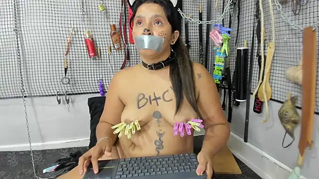 BDSM MEDUZA online show from April 11, 6:30 am