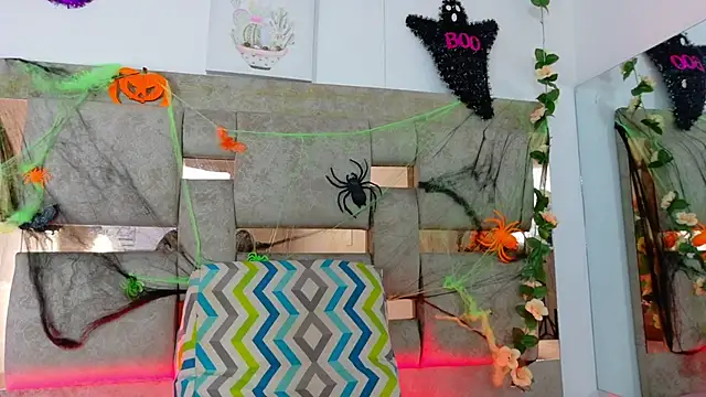 Malia Brown1 online show from October 24, 3:52 pm