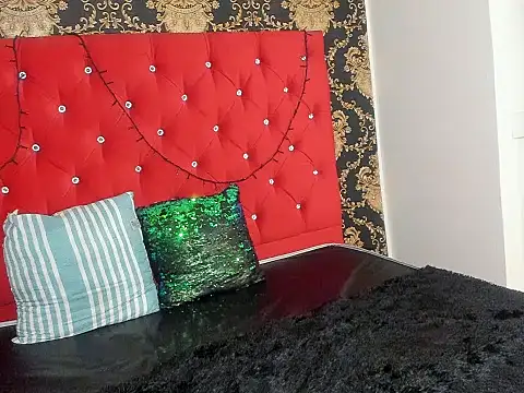 ivet hall online show from October 10, 3:22 am