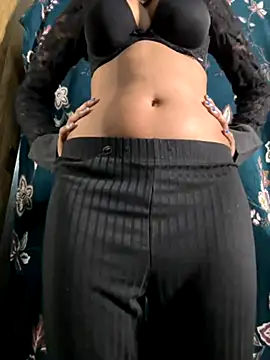 DAMinii  online show from October 3, 8:14 pm