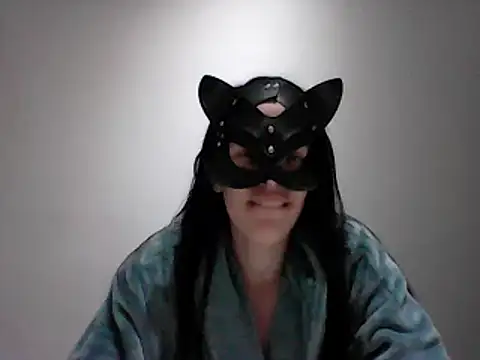 Snapshot of Carolinedanger chatting on October 19, 12:01 am Carolinedanger online show from October 19, 12:01 am