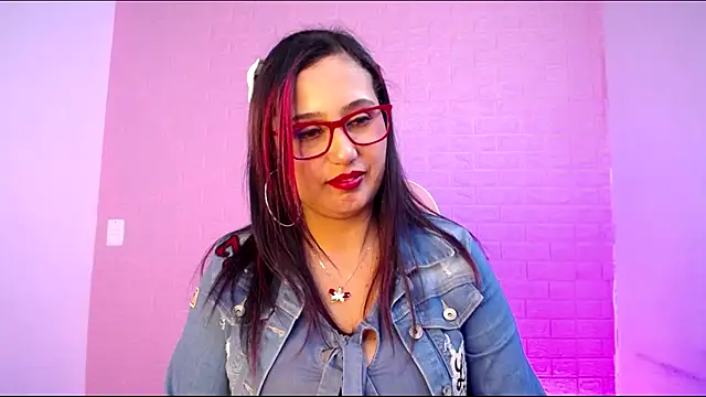 Sara1126  online show from October 18, 4:59 am