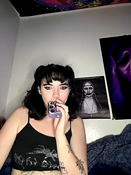 slttystargirl online show from September 18, 1:04 am