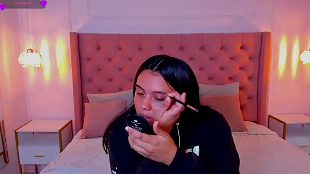 madison monroy online show from October 1, 3:00 am