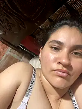 lunasexyhot18 online show from October 8, 8:13 pm