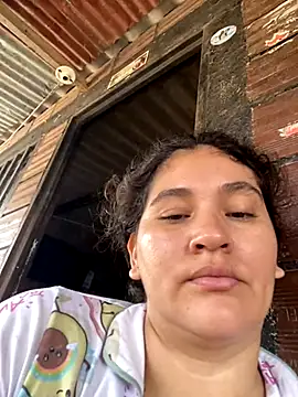 lunasexyhot18 online show from November 3, 5:17 pm