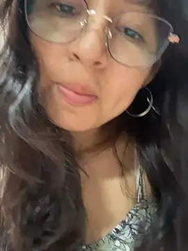 Noamilk online show from February 13, 8:32 pm