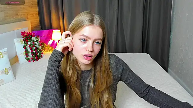 Alisa Glamour online show from September 29, 3:17 pm