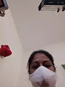 TAMIL AMMUSRI online show from October 3, 11:48 am