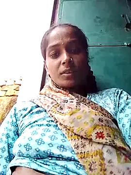 Hot reshmaji online show from November 20, 8:15 am