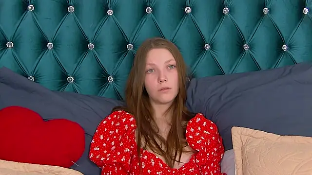 EllenBush online show from September 26, 8:56 am