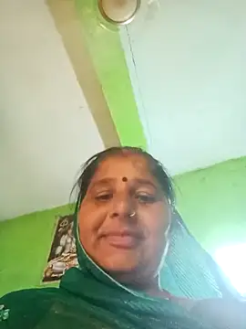 Pooja singhaniya online show from September 24, 7:51 am