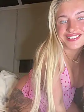 BabyBluexox online show from February 25, 6:50 pm