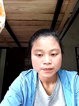 clara-cute online show from October 26, 5:03 am