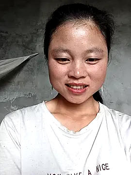 clara-cute online show from October 4, 5:46 am