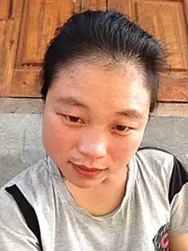 clara-cute online show from October 18, 8:28 am