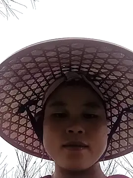 clara-cute online show from October 20, 9:01 am