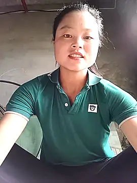 clara-cute online show from October 30, 5:43 am