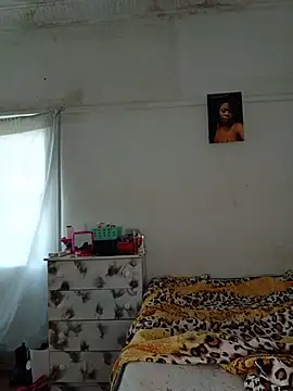 BubblyBeautiful online show from May 31, 2:34 pm