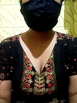 Rupsha707 online show from November 1, 8:35 pm