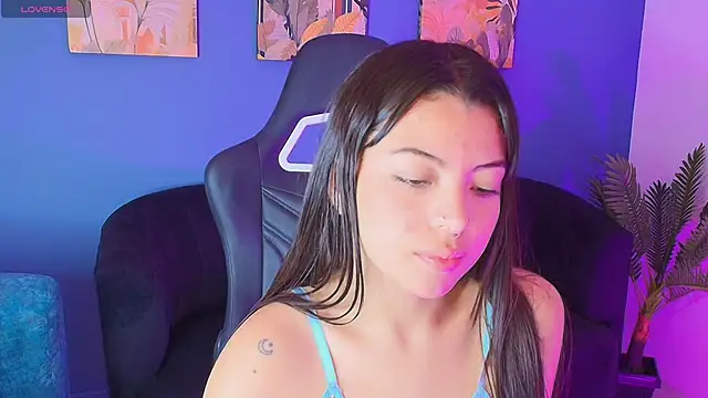 Johanna Angel  online show from September 27, 11:50 am