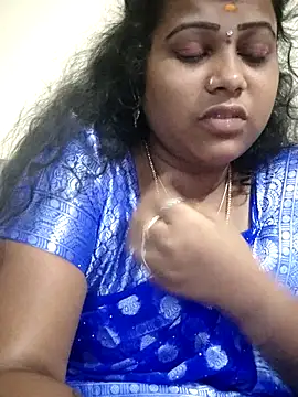 sweetqueen143 online show from October 14, 5:04 pm