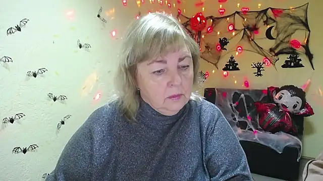 MilenaWedxy online show from October 21, 5:00 am