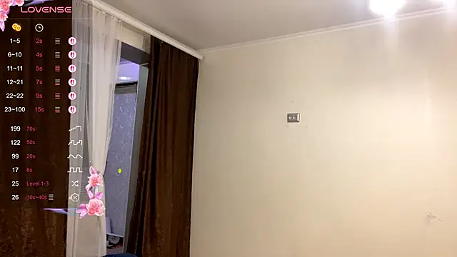 TifanyRawi online show from October 18, 3:48 pm